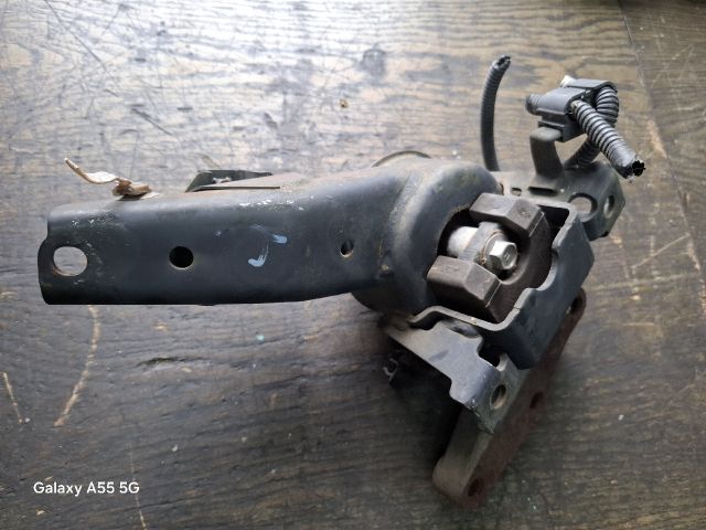 bontott SUZUKI SWIFT IV Motor Tartó Bak (Fém)