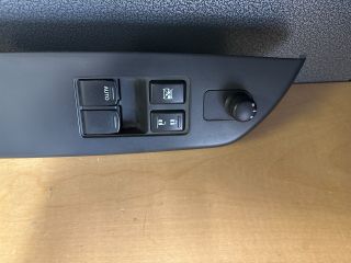 bontott SUZUKI SWIFT IV Ablakemelő Kapcsoló Négyes / Kettes