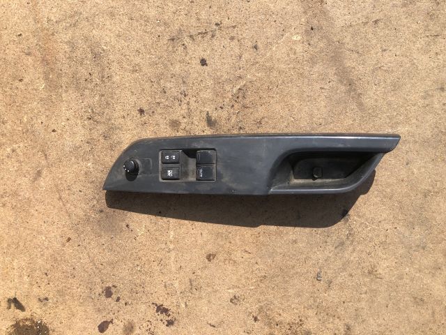 bontott SUZUKI SWIFT IV Ablakemelő Kapcsoló Négyes / Kettes