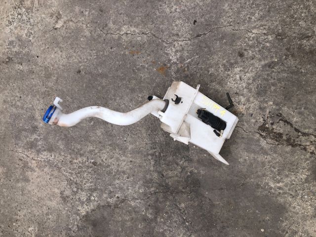 bontott SUZUKI SWIFT IV Ablakmosó Tartály