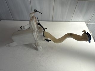 bontott SUZUKI SWIFT IV Ablakmosó Tartály