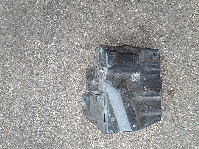 bontott SUZUKI SWIFT IV Akkumulátor Tartó