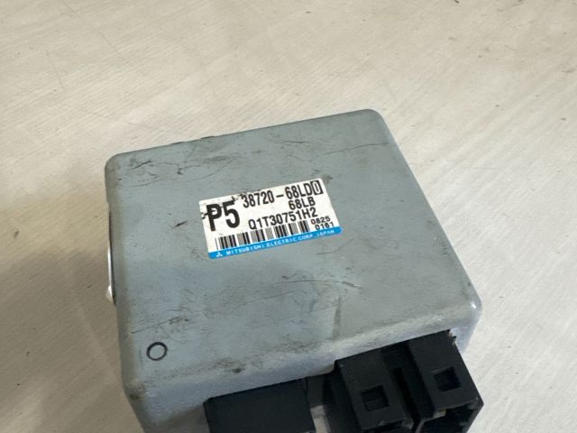 bontott SUZUKI SWIFT IV Aktív Kormány Elektronika