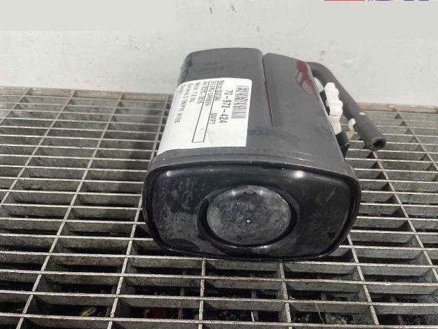 bontott SUZUKI SWIFT IV Aktív Szénszűrő