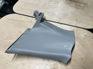 bontott SUZUKI SWIFT IV Bal C Oszlop Burkolat