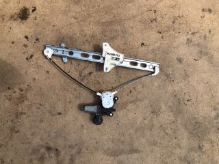 bontott SUZUKI SWIFT IV Bal első Ablakemelő Szerkezet (Elektromos)