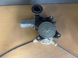 bontott SUZUKI SWIFT IV Bal első Ablakemelő Szerkezet (Elektromos)