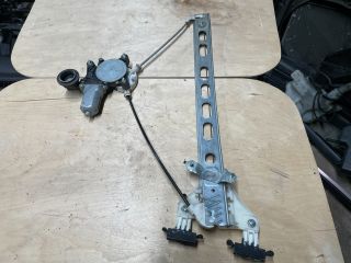 bontott SUZUKI SWIFT IV Bal első Ablakemelő Szerkezet (Elektromos)