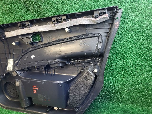 bontott SUZUKI SWIFT IV Bal első Ajtó Kárpit