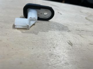 bontott SUZUKI SWIFT IV Bal első Ajtó Nyitás Érzékelő