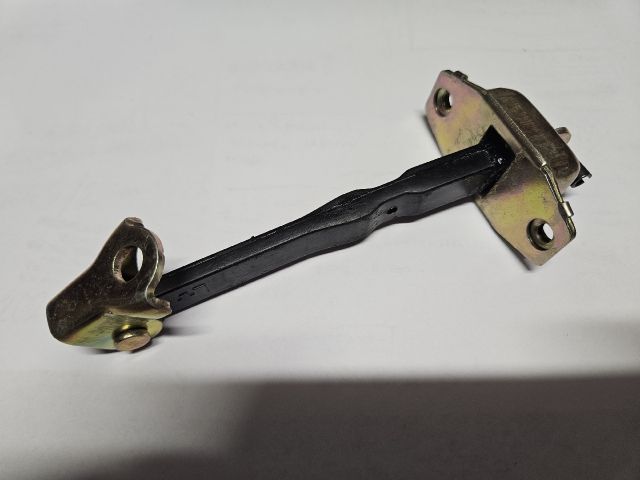 bontott SUZUKI SWIFT IV Bal első Ajtóhatároló