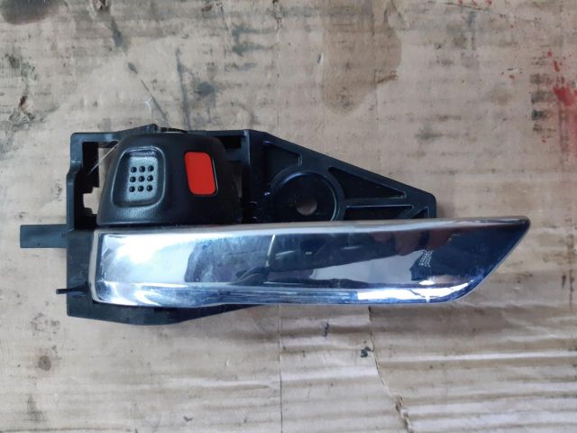 bontott SUZUKI SWIFT IV Bal első Belső Kilincs