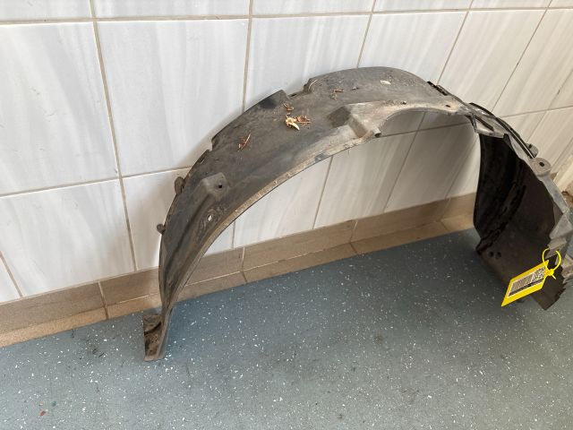 bontott SUZUKI SWIFT IV Bal első Dobbetét (Kerékjárati, Műanyag)