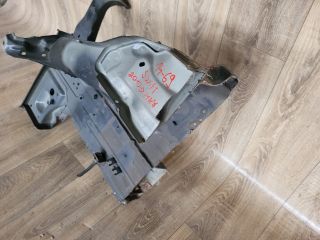 bontott SUZUKI SWIFT IV Bal első Negyed Karosszéria Csomag