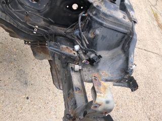 bontott SUZUKI SWIFT IV Bal első Negyed Karosszéria Csomag