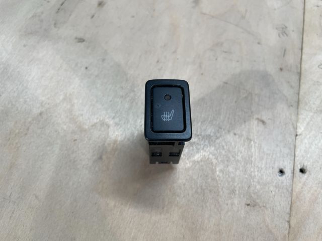 bontott SUZUKI SWIFT IV Bal első Ülésfűtés Kapcsoló