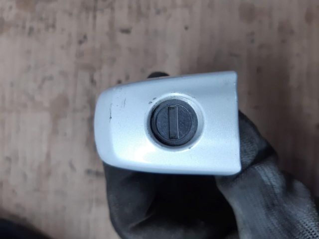 bontott SUZUKI SWIFT IV Bal első Zárbetét