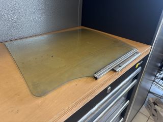 bontott SUZUKI SWIFT IV Bal hátsó Ablak