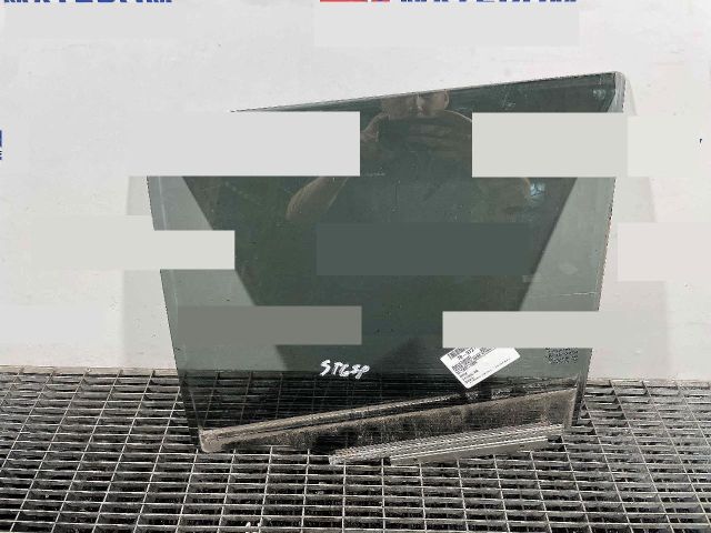 bontott SUZUKI SWIFT IV Bal hátsó Ablak