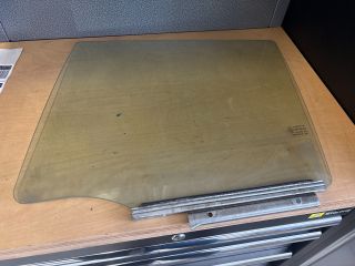 bontott SUZUKI SWIFT IV Bal hátsó Ablak