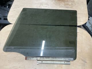 bontott SUZUKI SWIFT IV Bal hátsó Ablak