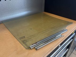 bontott SUZUKI SWIFT IV Bal hátsó Ablak