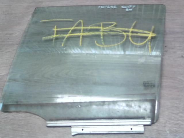 bontott SUZUKI SWIFT IV Bal hátsó Ablak