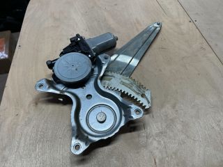 bontott SUZUKI SWIFT IV Bal hátsó Ablakemelő Szerkezet (Elektromos)