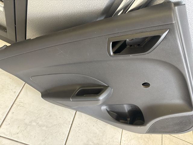 bontott SUZUKI SWIFT IV Bal hátsó Ajtó Kárpit