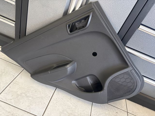 bontott SUZUKI SWIFT IV Bal hátsó Ajtó Kárpit