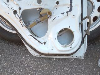 bontott SUZUKI SWIFT IV Bal hátsó Ajtó (Üres lemez)