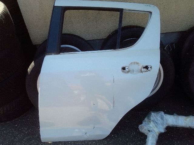 bontott SUZUKI SWIFT IV Bal hátsó Ajtó (Üres lemez)