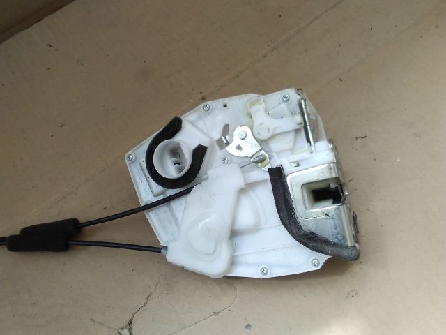 bontott SUZUKI SWIFT IV Bal hátsó Ajtózár