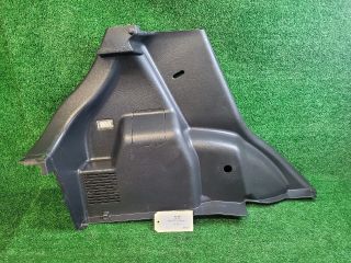 bontott SUZUKI SWIFT IV Bal hátsó Csomagtér Burkolat (Műanyag)