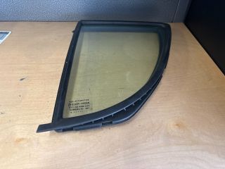 bontott SUZUKI SWIFT IV Bal hátsó Fixüveg (Ajtóban)