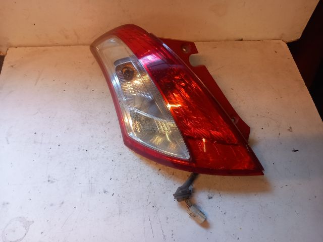 bontott SUZUKI SWIFT IV Bal Hátsó Lámpa