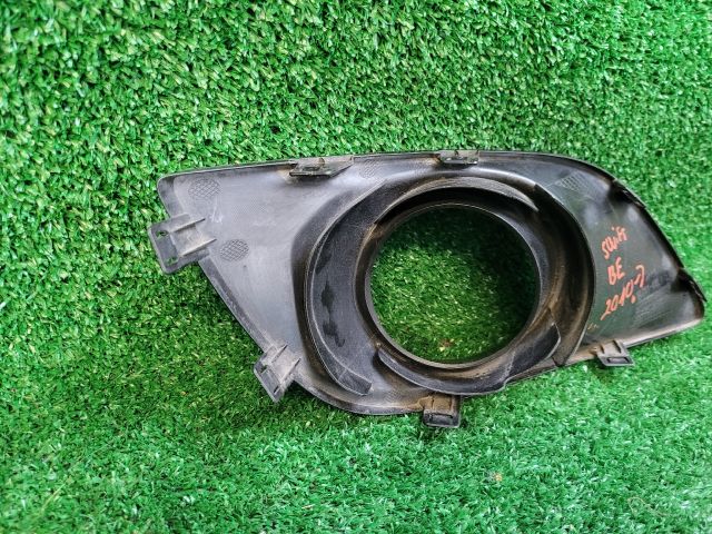 bontott SUZUKI SWIFT IV Bal Ködlámpa Rács