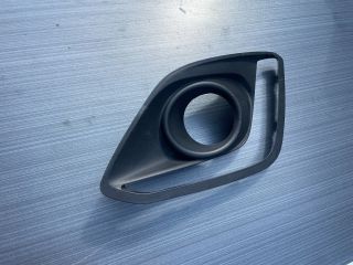 bontott SUZUKI SWIFT IV Bal Ködlámpa Rács