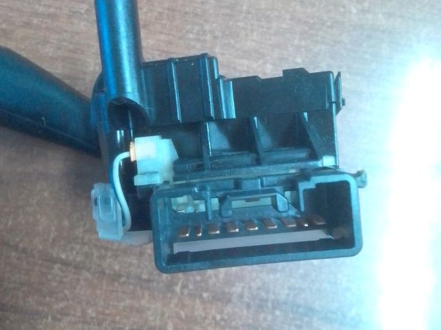 bontott SUZUKI SWIFT IV Bal Kormánykapcsoló Irányjelző