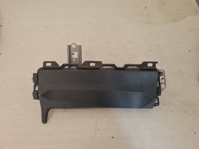 bontott SUZUKI SWIFT IV Bal Térdlégzsák