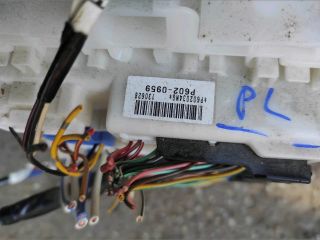 bontott SUZUKI SWIFT IV Biztosítéktábla Utastér