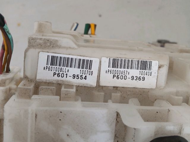 bontott SUZUKI SWIFT IV Biztosítéktábla Utastér