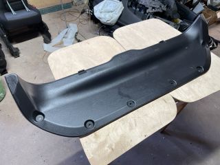 bontott SUZUKI SWIFT IV Csomagtérajtó Kárpit