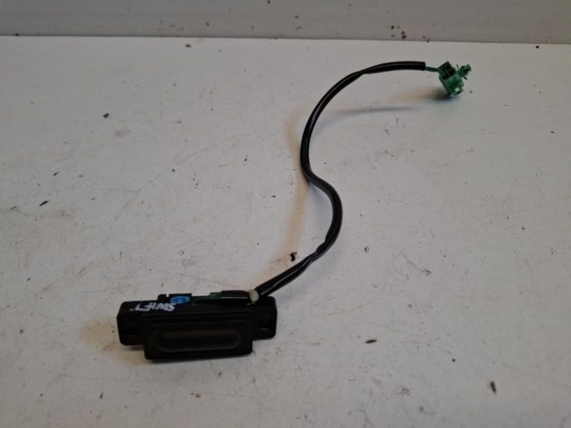 bontott SUZUKI SWIFT IV Csomagtérajtó Kilincs