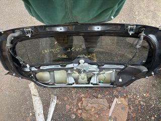 bontott SUZUKI SWIFT IV Csomagtérajtó (Részeivel)