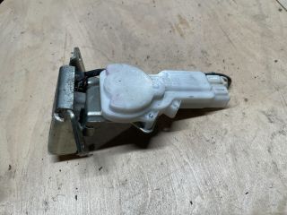 bontott SUZUKI SWIFT IV Csomagtérajtó Zárszerkezet