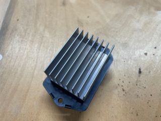 bontott SUZUKI SWIFT IV Előtét Ellenállás Hűtőventilátor