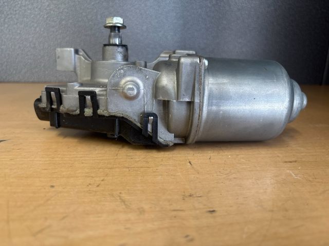 bontott SUZUKI SWIFT IV Első Ablaktörlő Motor