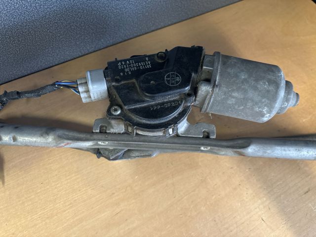 bontott SUZUKI SWIFT IV Első Ablaktörlő Szerkezet Motorral