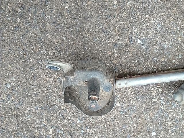 bontott SUZUKI SWIFT IV Első Ablaktörlő Szerkezet